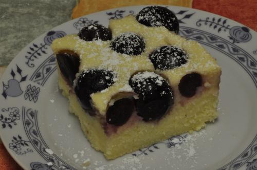 Jak uvařit tvarohový třešňový moučník? Snadné recept, připravený za 45 - 60 minut